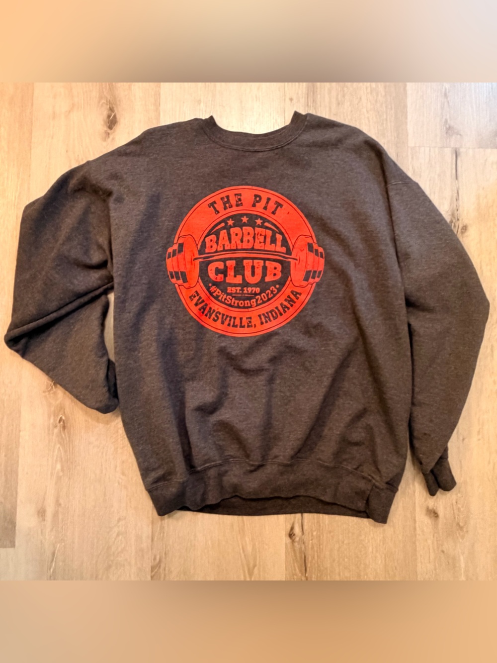 Vintage Style The Pit Barbell Club Gym Crewneck - Evansville, IN